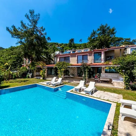 Villa Maral Daily Weekly