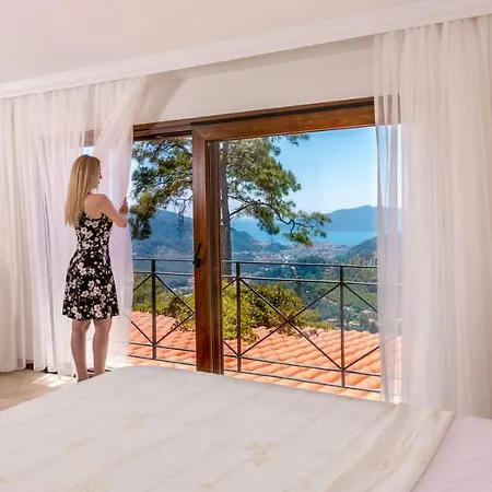 Maral Daily Weekly Villa