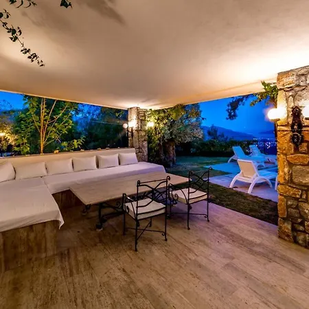 Maral Daily Weekly Villa