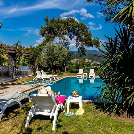 Villa Maral Daily Weekly *